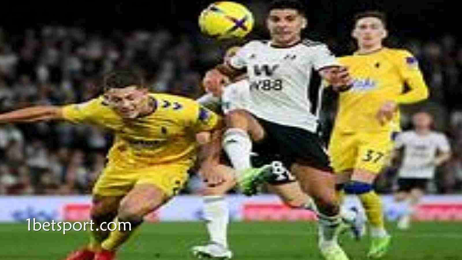 1XBET体育独家战术与数据解析 英超Fantasy Football深度分析：利物浦统治级表现引爆积分榜，欧战混战与保级生死战全面升级